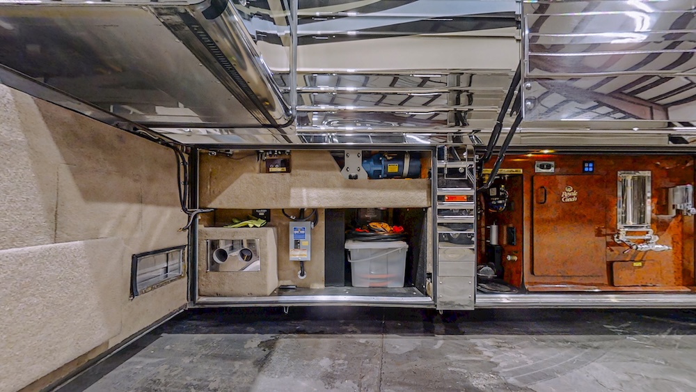 2006 Prevost Royale XLII For Sale